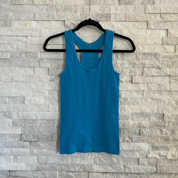 Electric Blue Ribbed Form Fitting Tank Top - Picture 2 of 5